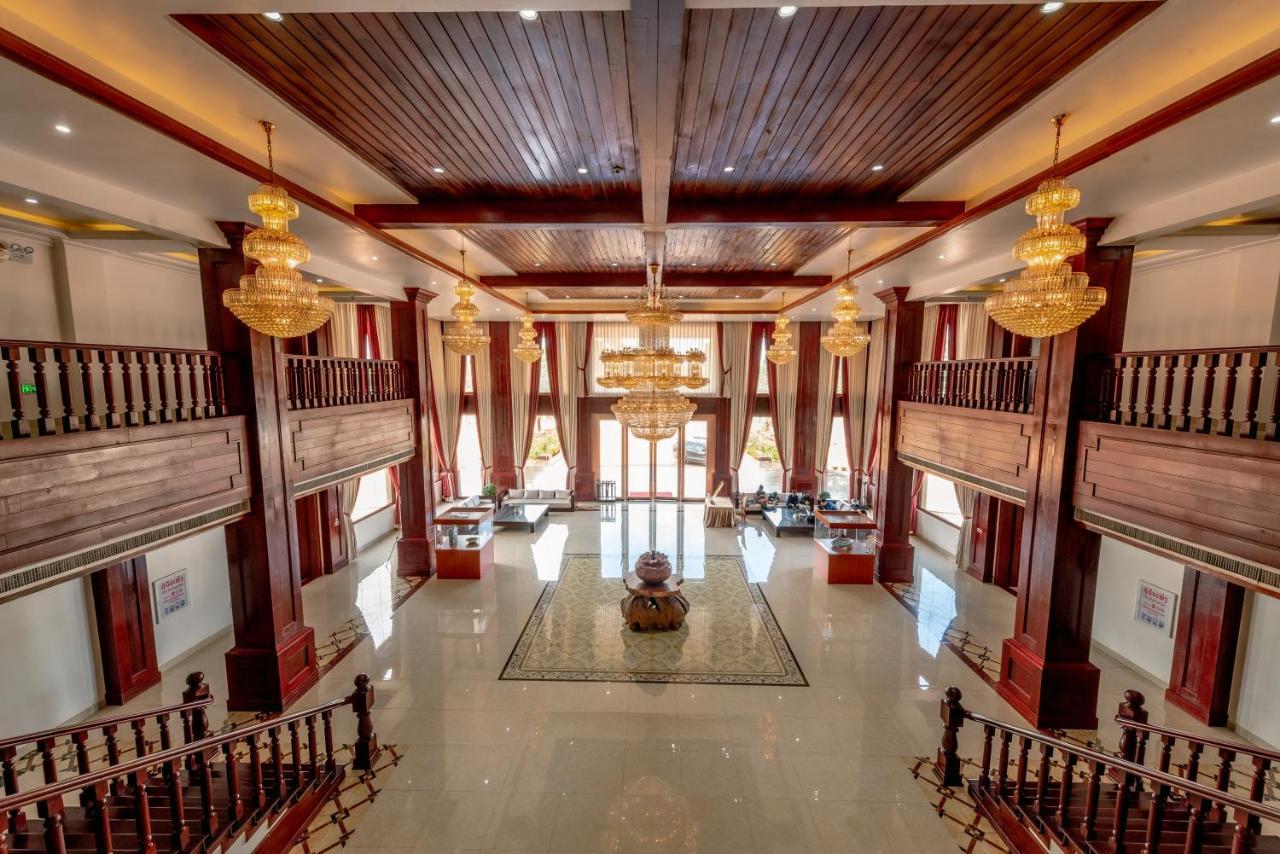 36Manor International Sport Hotel Vientiane Exterior photo