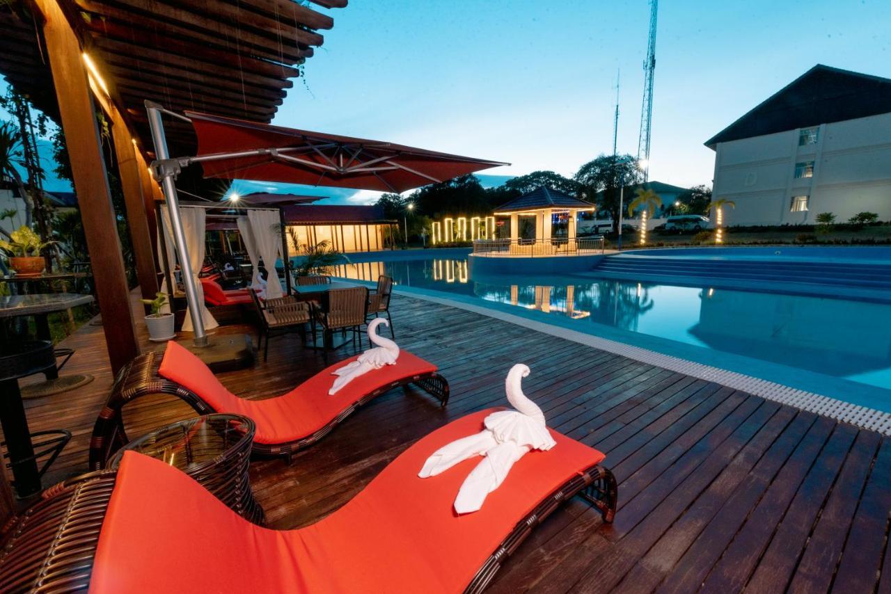 36Manor International Sport Hotel Vientiane Exterior photo